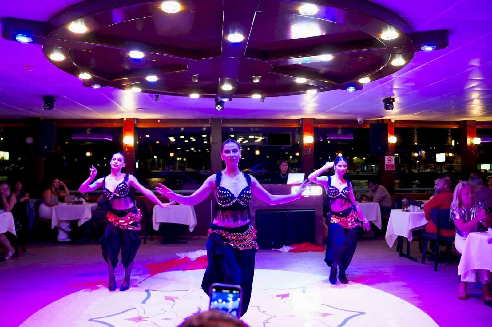 BOSPHORUS DINNER CRUISE & TURKISH NIGHT SHOW (VIP TABLE NON ALCOHOL)