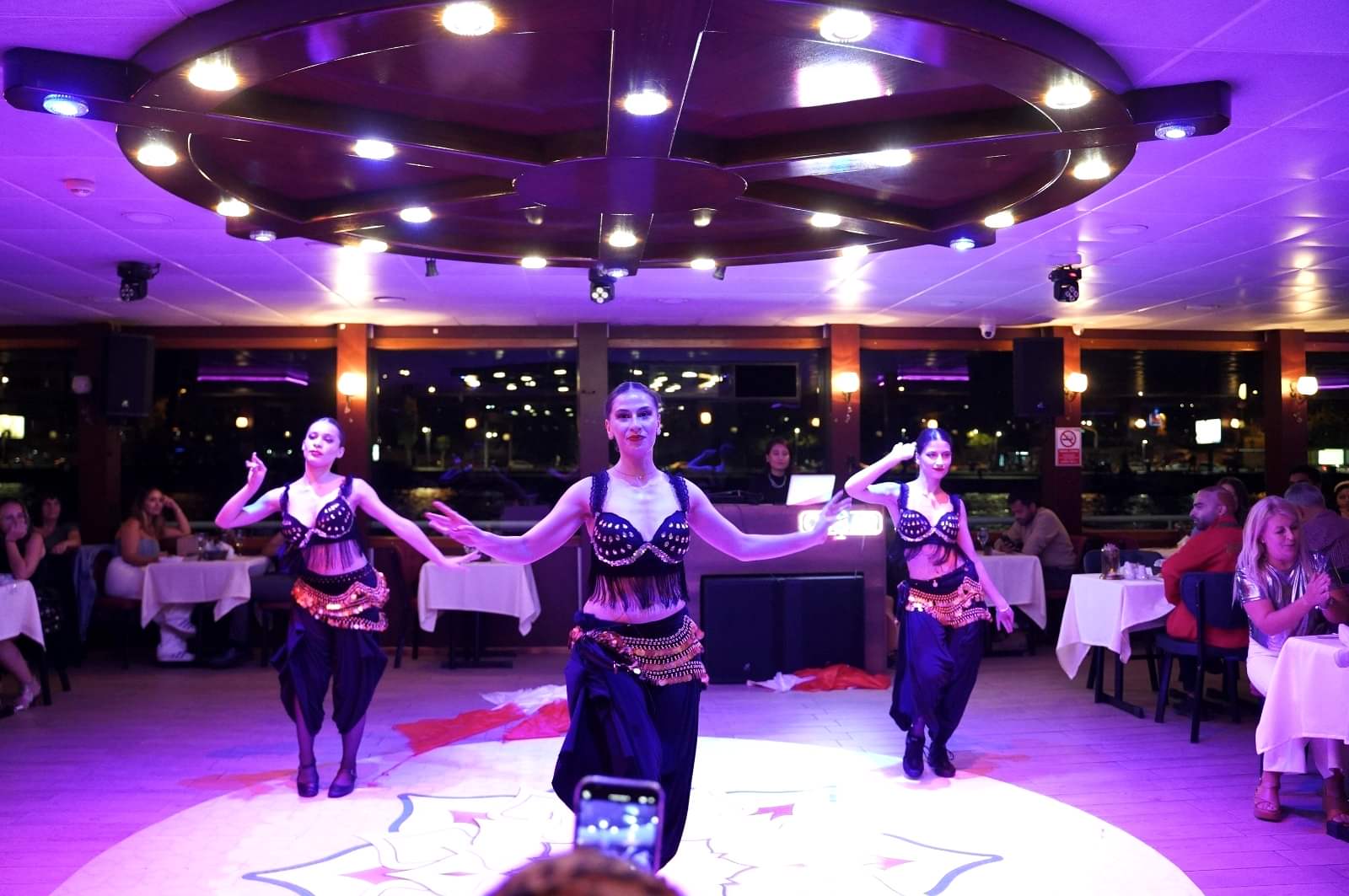 BOSPHORUS DINNER CRUISE & TURKISH NIGHT SHOW VIP TABLE WİTH HOTEL TRANSFER