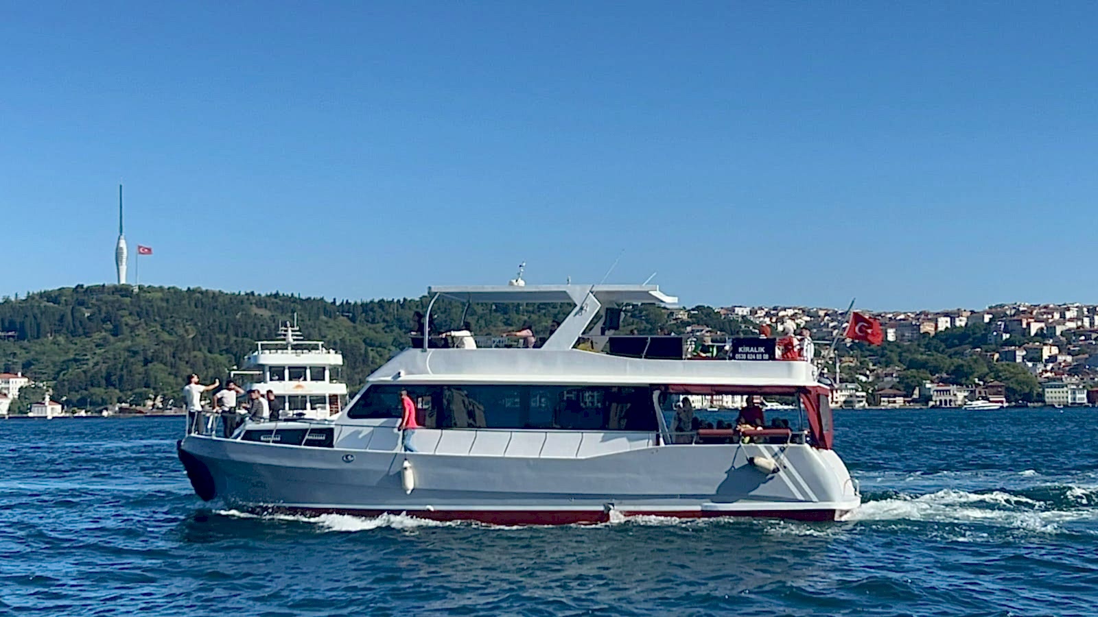2025 TRENDY SALE : BOSPHORUS SUNSET TOUR IN THE YACHT With Professional Tour Guide ( Self Coming Meeting Point)