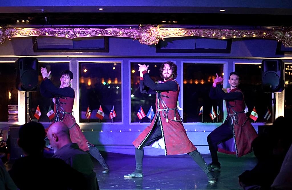 BOSPHORUS DINNER CRUISE & TURKISH NIGHT SHOW (CLOSE TO STAGE TABLE NON ALCOHOL)